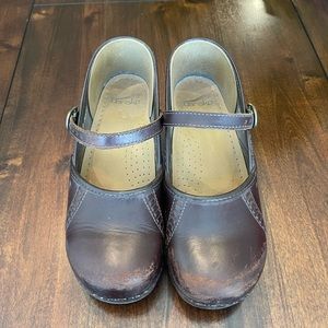 Dansko Mary janes
